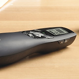 Logitech  R800 - Alternate-Image1