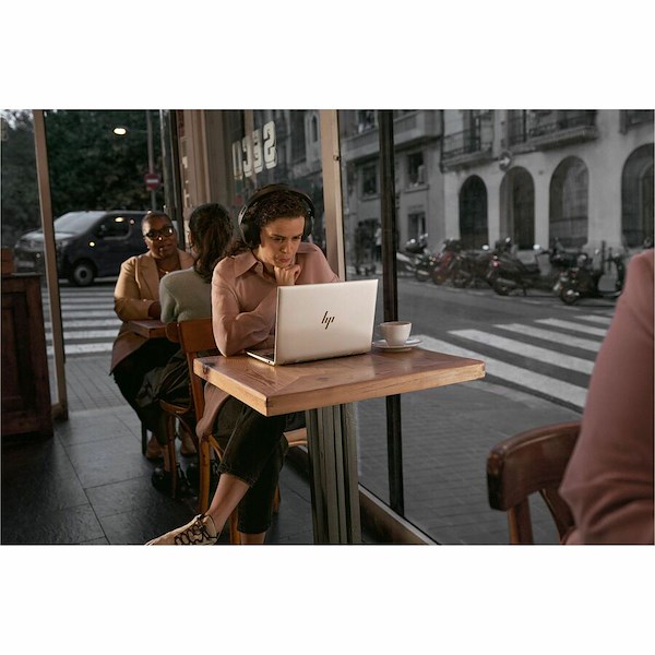 HP Inc EliteBook 6 G1a - Alternate-Image12